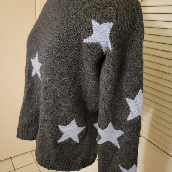 The Cashmere Project Stars Print Crew Pullover Sweater Charcoal Womens Size S - Picture 3 of 8